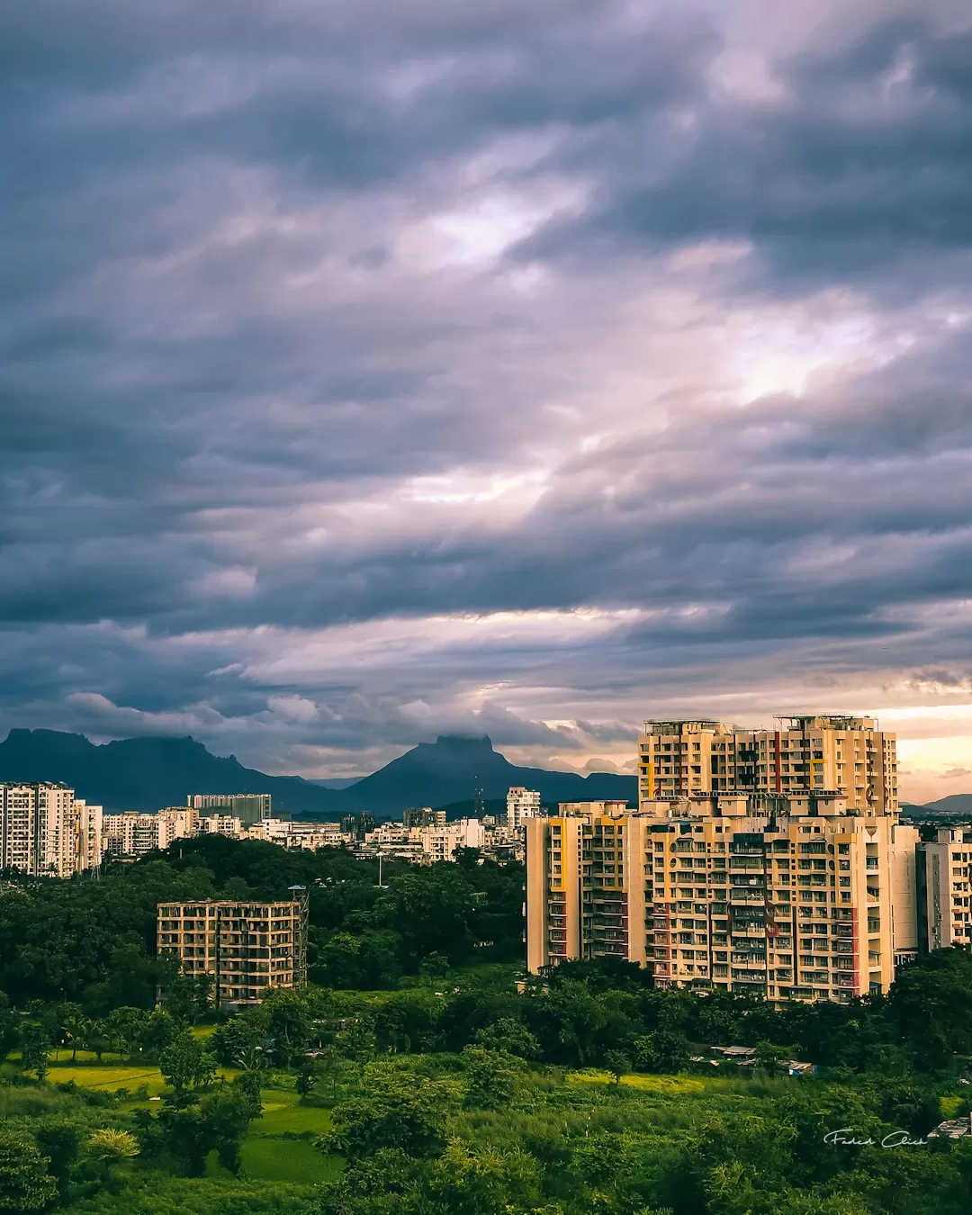 Photo of Mumbai By faded_click_