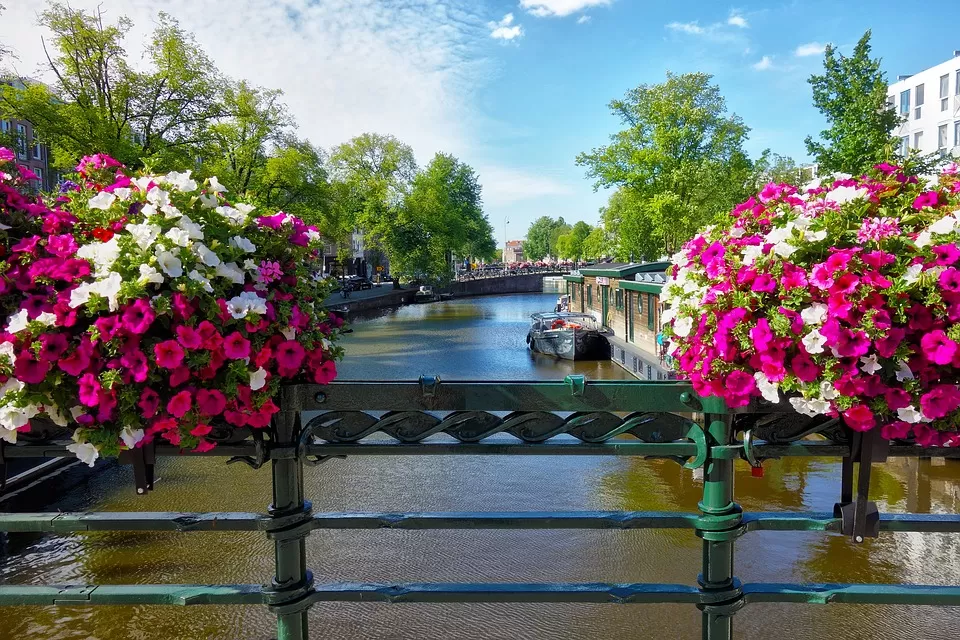 Photo of Amsterdam By MANAL