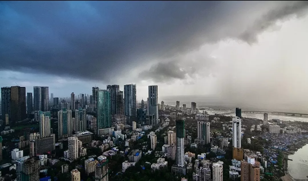 Photo of Mumbai By Satyaki Acharya