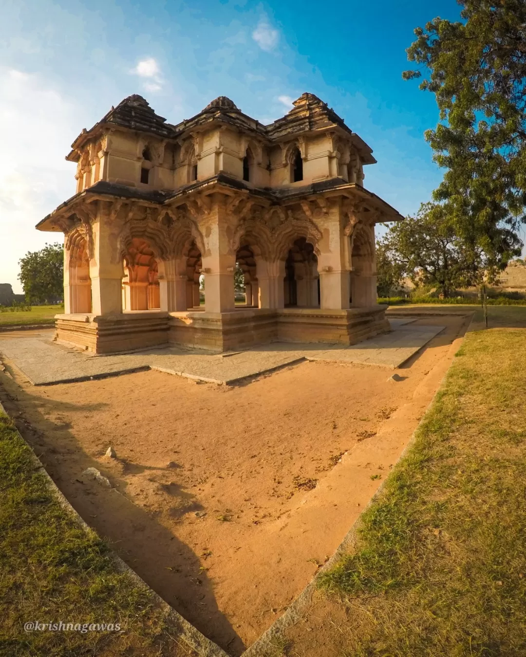 Photo of Lotus mahal hampi By Krishna Gawas