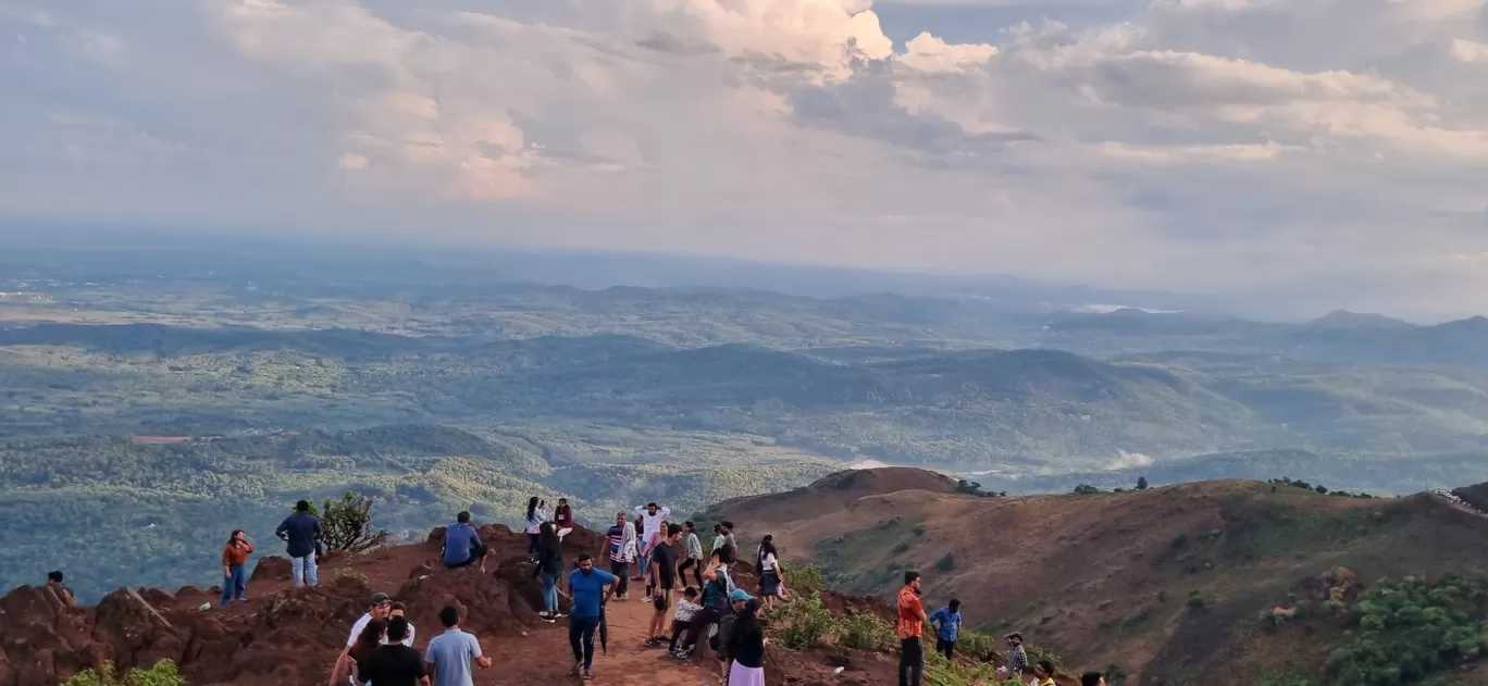 Photo of Mullayanagiri Peak By Anita