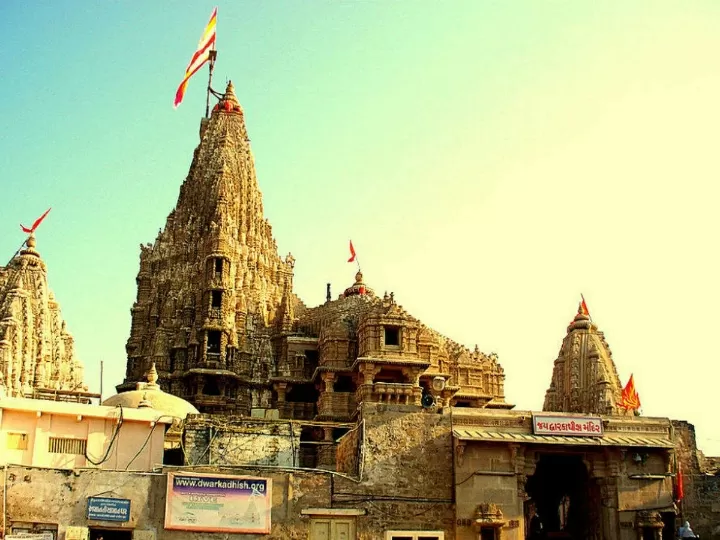 Photo of Dwarakadheesh Temple By 𝔑𝔦𝔱𝔦𝔫 𝔎𝔲𝔪𝔞𝔯 𝔓𝔯𝔞𝔧𝔞𝔭𝔞𝔱𝔦