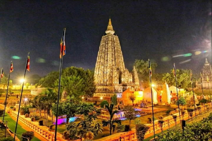 Photo of Bodhgaya By 𝔑𝔦𝔱𝔦𝔫 𝔎𝔲𝔪𝔞𝔯 𝔓𝔯𝔞𝔧𝔞𝔭𝔞𝔱𝔦