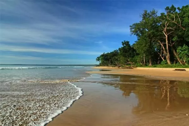 Photo of Little Andaman By 𝔑𝔦𝔱𝔦𝔫 𝔎𝔲𝔪𝔞𝔯 𝔓𝔯𝔞𝔧𝔞𝔭𝔞𝔱𝔦