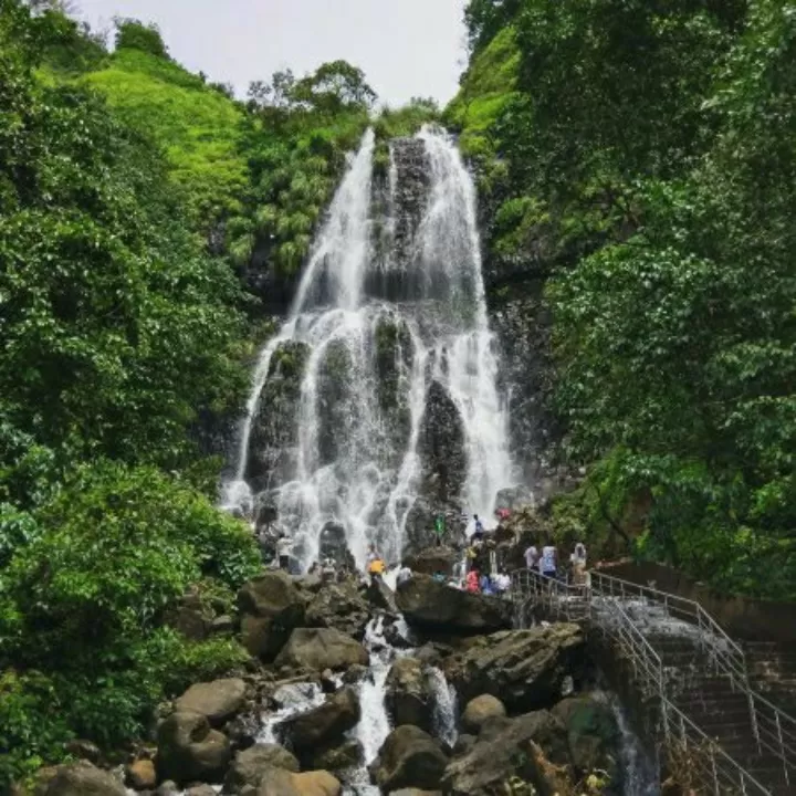 Photo of Amboli Water Falls By 𝔑𝔦𝔱𝔦𝔫 𝔎𝔲𝔪𝔞𝔯 𝔓𝔯𝔞𝔧𝔞𝔭𝔞𝔱𝔦