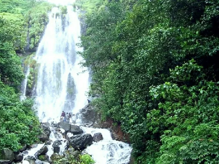 Photo of Amboli Water Falls By 𝔑𝔦𝔱𝔦𝔫 𝔎𝔲𝔪𝔞𝔯 𝔓𝔯𝔞𝔧𝔞𝔭𝔞𝔱𝔦