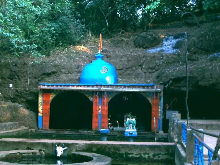 Photo of Amboli Water Falls By 𝔑𝔦𝔱𝔦𝔫 𝔎𝔲𝔪𝔞𝔯 𝔓𝔯𝔞𝔧𝔞𝔭𝔞𝔱𝔦