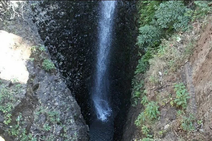 Photo of Amboli Water Falls By 𝔑𝔦𝔱𝔦𝔫 𝔎𝔲𝔪𝔞𝔯 𝔓𝔯𝔞𝔧𝔞𝔭𝔞𝔱𝔦