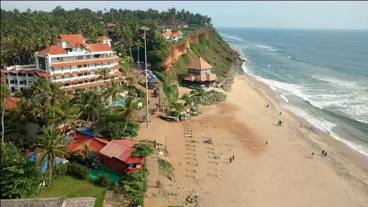 Photo of Varkala Beach By 𝔑𝔦𝔱𝔦𝔫 𝔎𝔲𝔪𝔞𝔯 𝔓𝔯𝔞𝔧𝔞𝔭𝔞𝔱𝔦