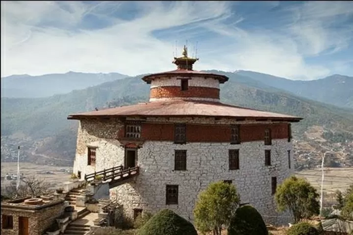 Photo of National Museum of Bhutan By 𝔑𝔦𝔱𝔦𝔫 𝔎𝔲𝔪𝔞𝔯 𝔓𝔯𝔞𝔧𝔞𝔭𝔞𝔱𝔦