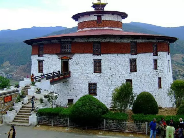 Photo of National Museum of Bhutan By 𝔑𝔦𝔱𝔦𝔫 𝔎𝔲𝔪𝔞𝔯 𝔓𝔯𝔞𝔧𝔞𝔭𝔞𝔱𝔦