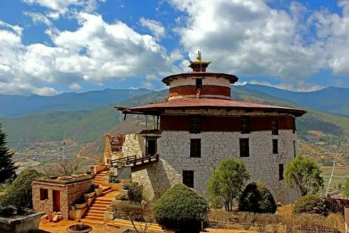 Photo of National Museum of Bhutan By 𝔑𝔦𝔱𝔦𝔫 𝔎𝔲𝔪𝔞𝔯 𝔓𝔯𝔞𝔧𝔞𝔭𝔞𝔱𝔦