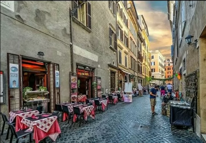 Photo of Florence By 𝔑𝔦𝔱𝔦𝔫 𝔎𝔲𝔪𝔞𝔯 𝔓𝔯𝔞𝔧𝔞𝔭𝔞𝔱𝔦