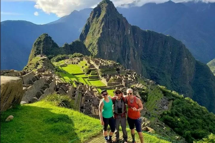 Photo of Machu Picchu By 𝔑𝔦𝔱𝔦𝔫 𝔎𝔲𝔪𝔞𝔯 𝔓𝔯𝔞𝔧𝔞𝔭𝔞𝔱𝔦