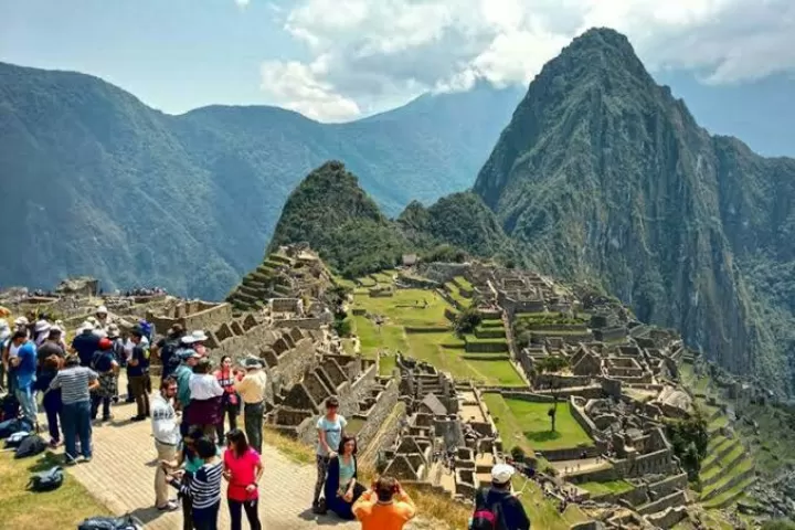 Photo of Machu Picchu By 𝔑𝔦𝔱𝔦𝔫 𝔎𝔲𝔪𝔞𝔯 𝔓𝔯𝔞𝔧𝔞𝔭𝔞𝔱𝔦