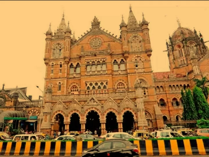 Photo of Chhatrapati Shivaji Terminus By 𝔑𝔦𝔱𝔦𝔫 𝔎𝔲𝔪𝔞𝔯 𝔓𝔯𝔞𝔧𝔞𝔭𝔞𝔱𝔦