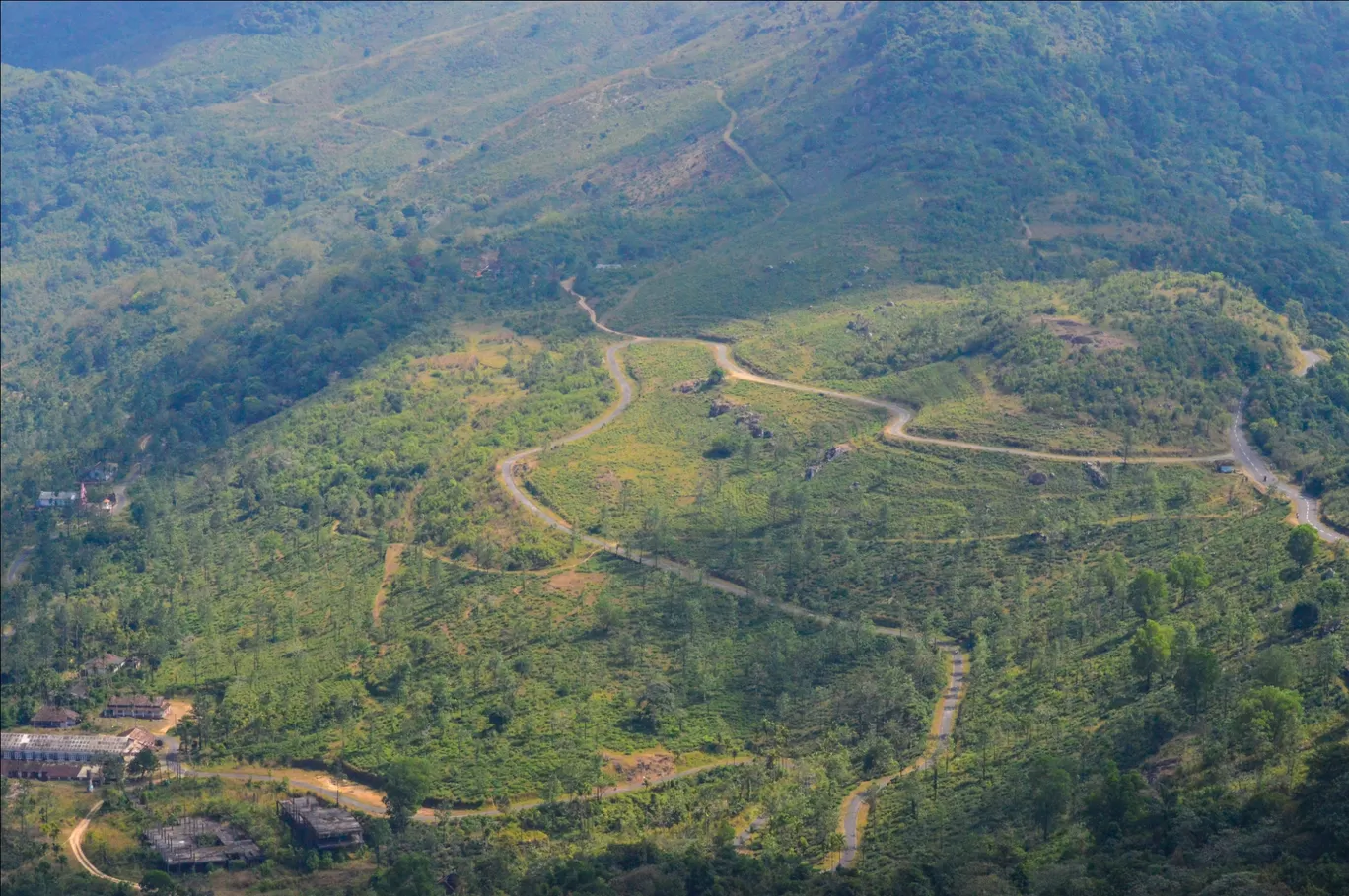 Photo of Ponmudi Hill Station By Rohit Narayan R