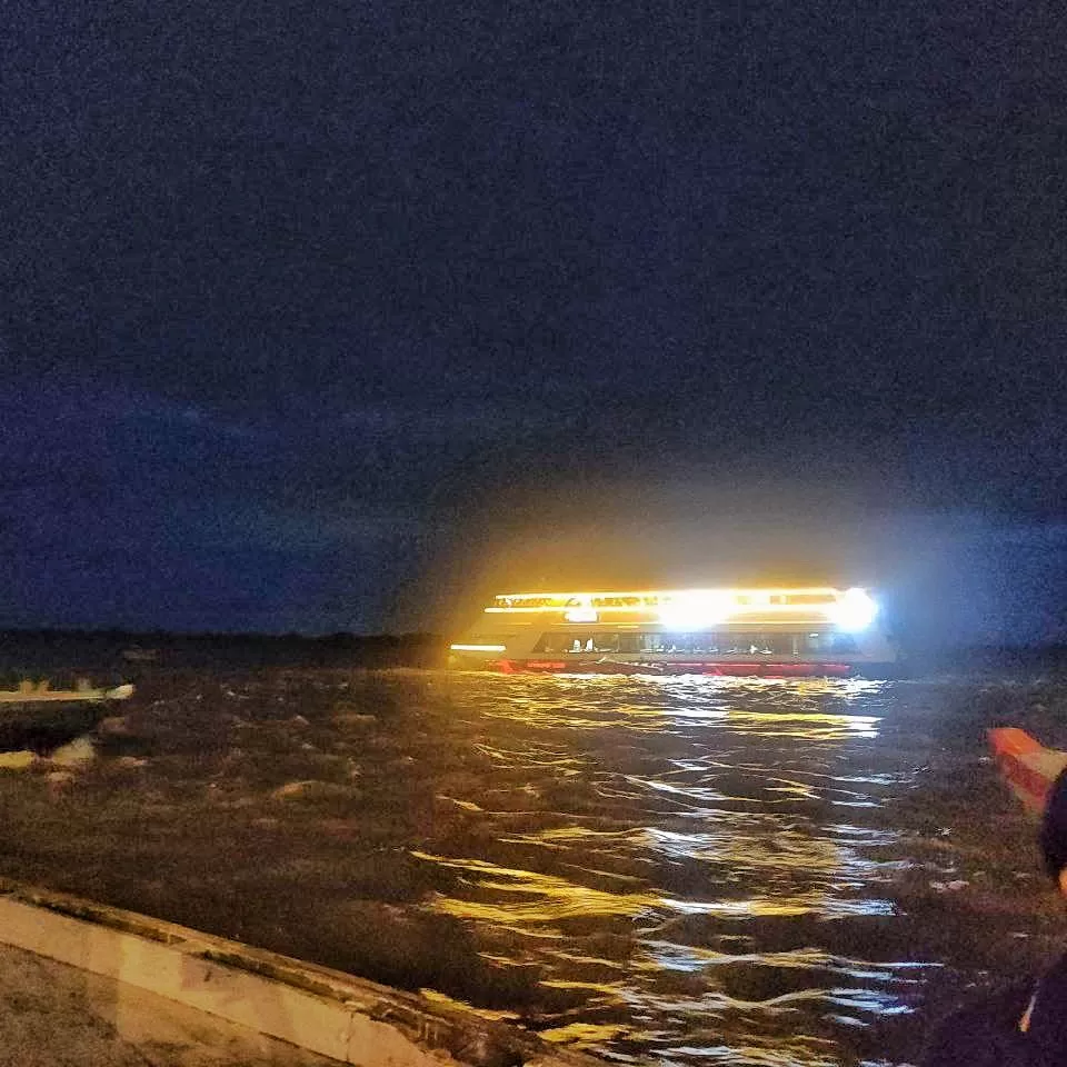 Photo of Varanasi By Pratik Prajapati
