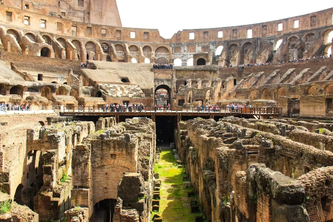 Photo of Colosseum By Jayati