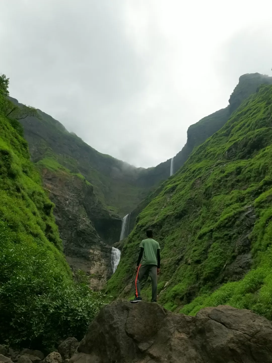 Photo of Kalu Water Fall By Durgesh Chendwankar