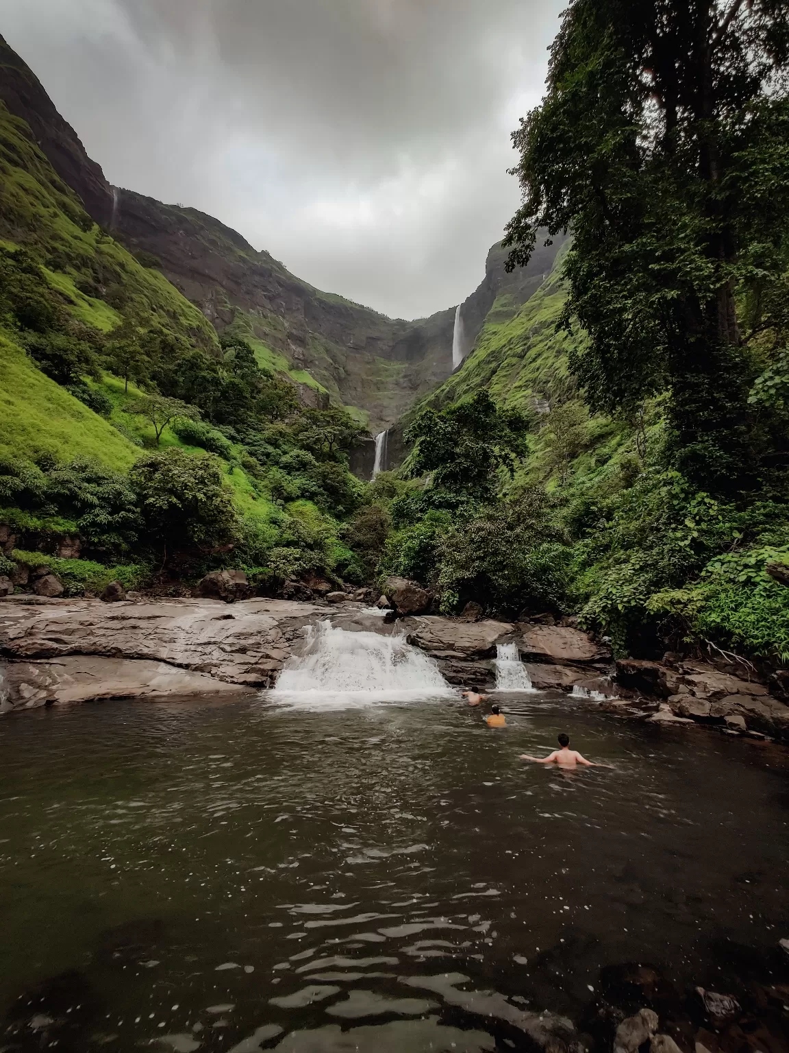 Photo of Kalu Water Fall By Durgesh Chendwankar