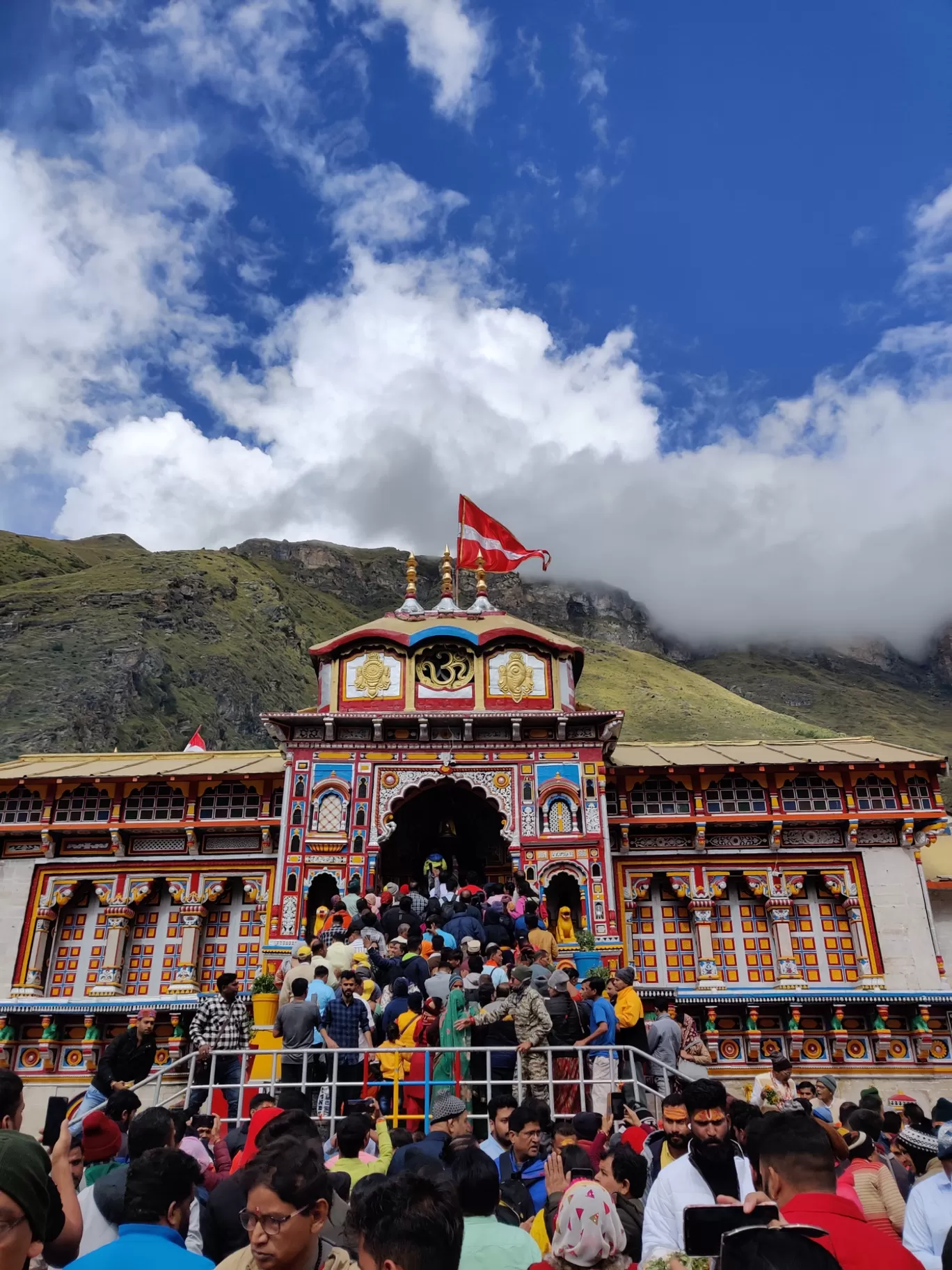 Photo of Badrinath Temple By Durgesh Chendwankar