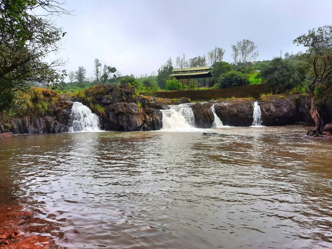Photo of Lingmala Waterfall Point By Priyanka Burman 