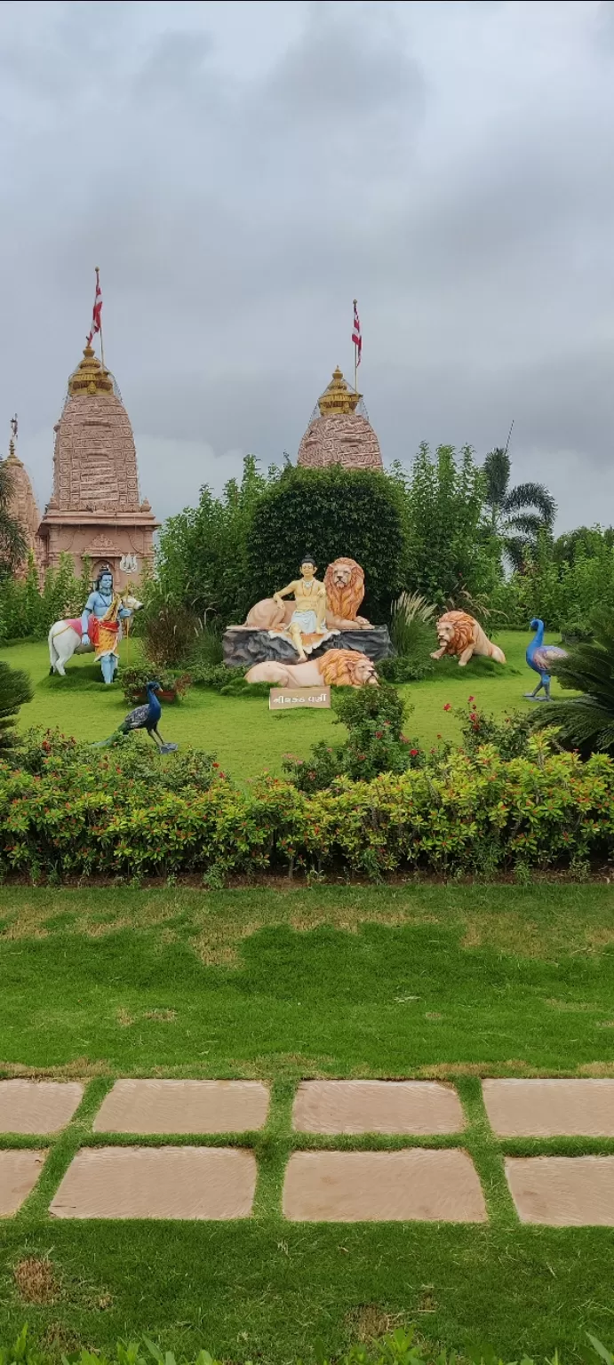 Photo of Swaminarayan Temple By Bharatiya Traveller @Gazzy