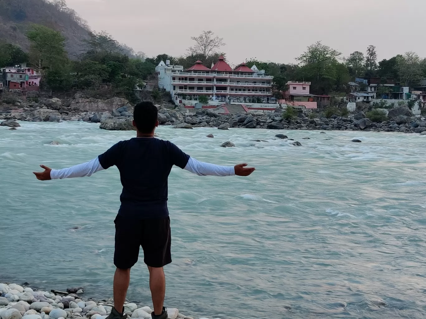 Photo of Rishikesh By Debasish Panda