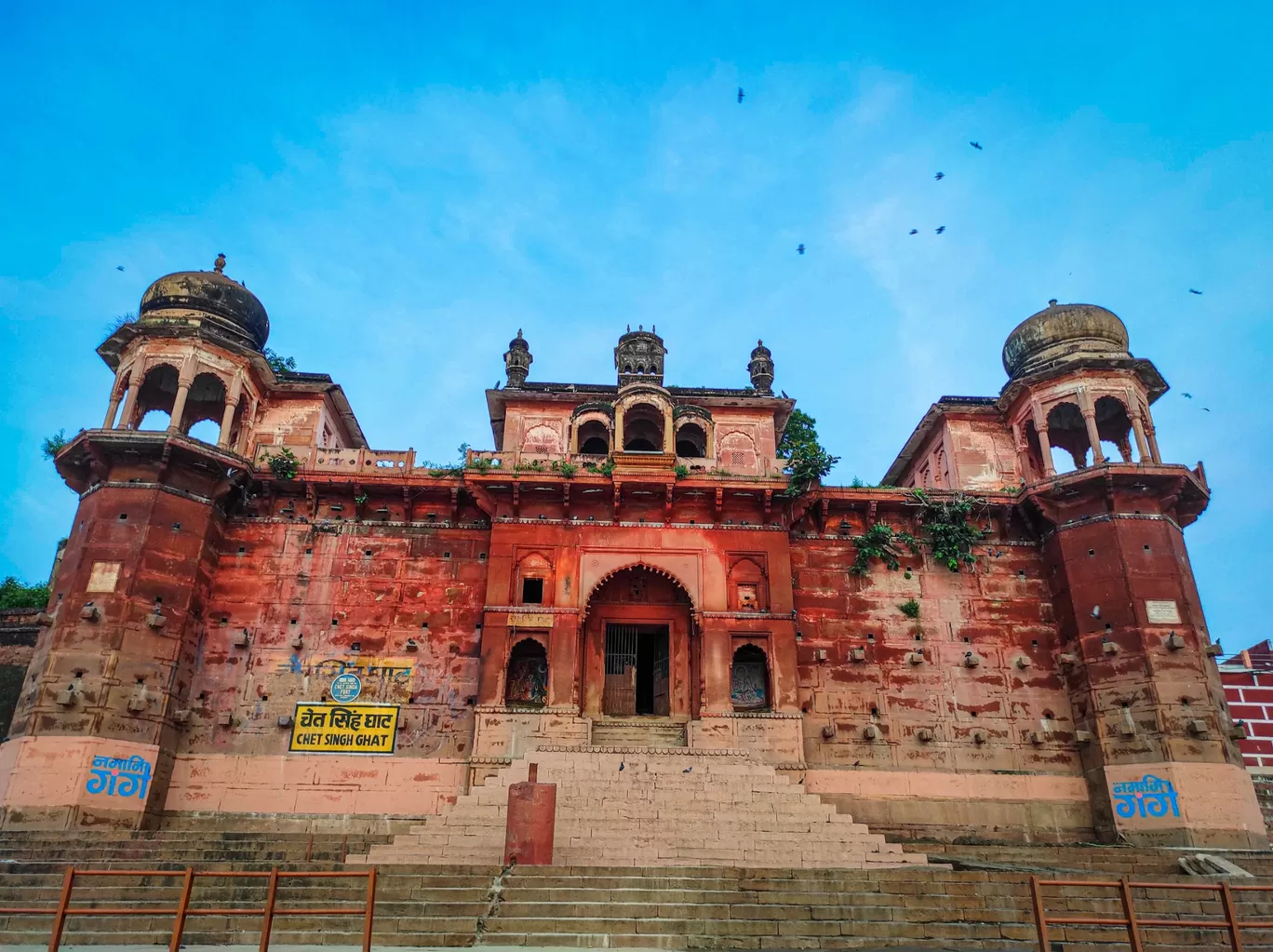 Photo of Varanasi By Dhiraj das