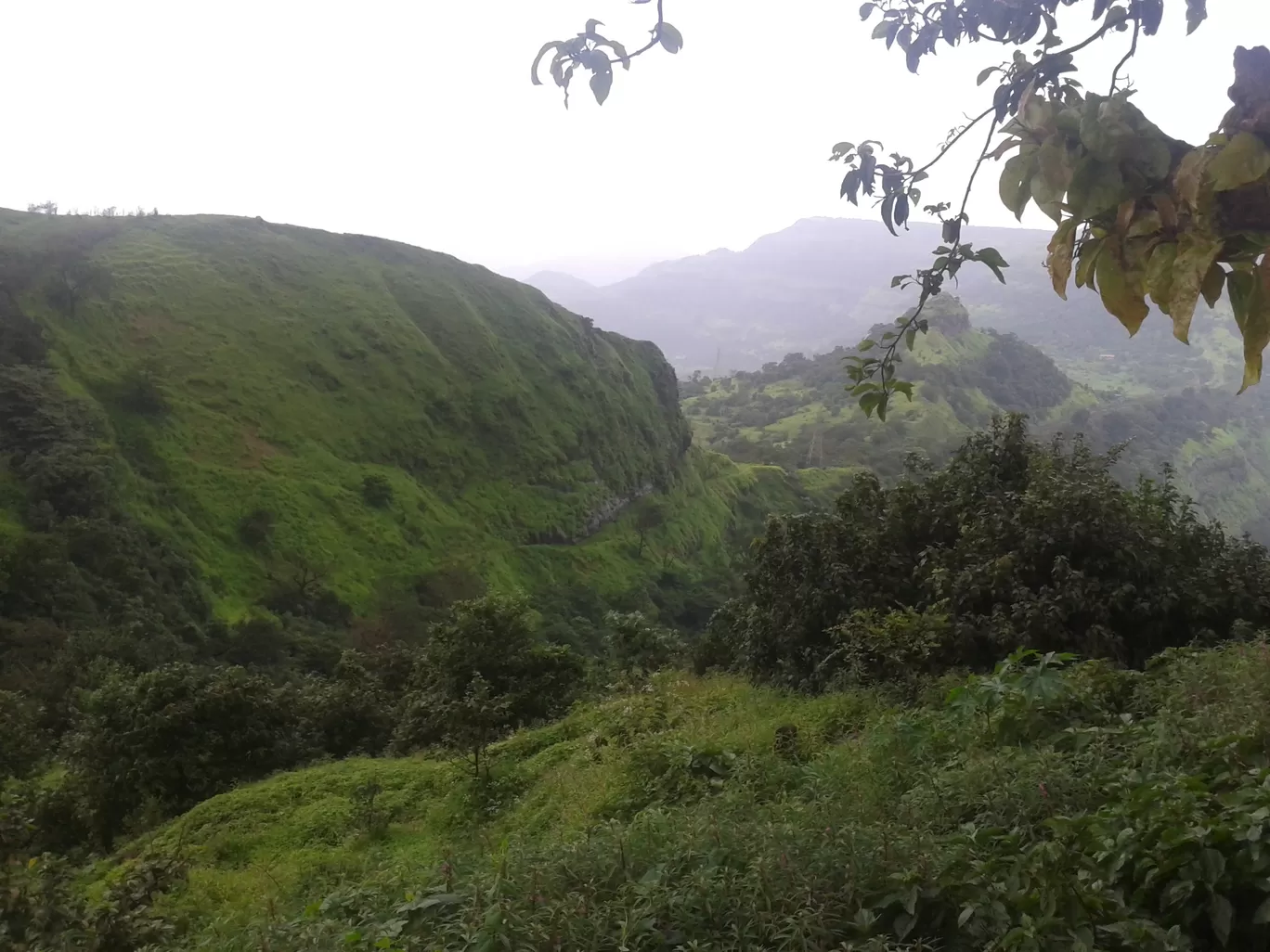 Photo of Khandala Ghat View Point By Casual Explorer