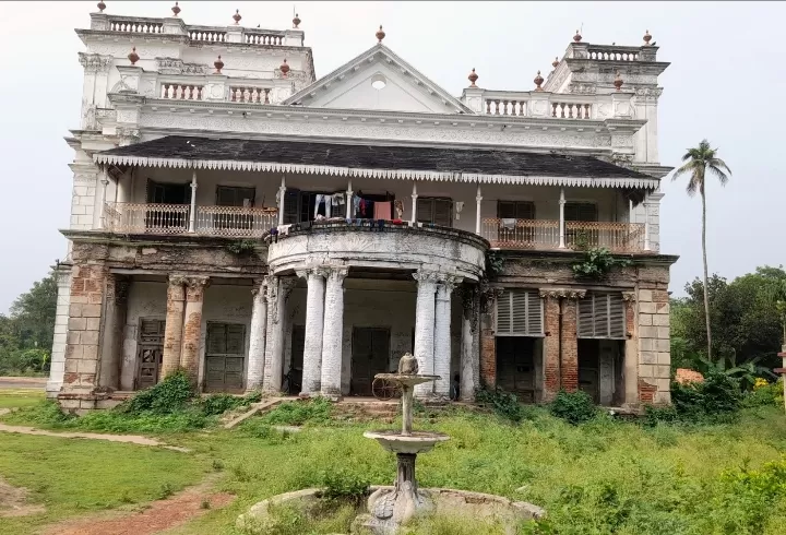 Photo of Narajole Raj Bari By Prithishraj Kunti 