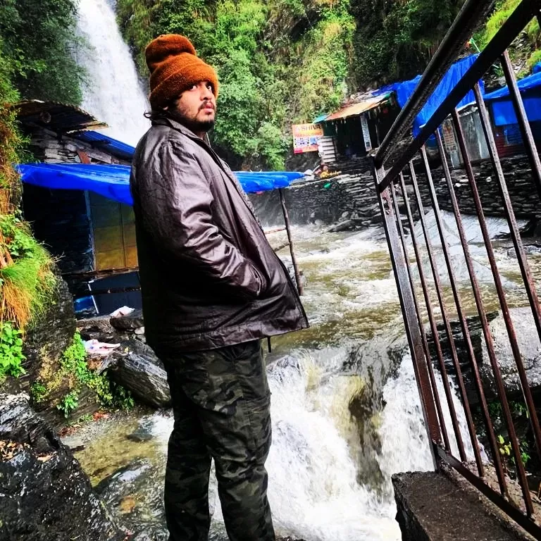 Photo of BhagsuNag waterfall By Saurabh Mashelkar