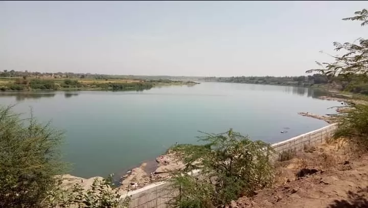 Photo of Amalner By Milind Prajapati