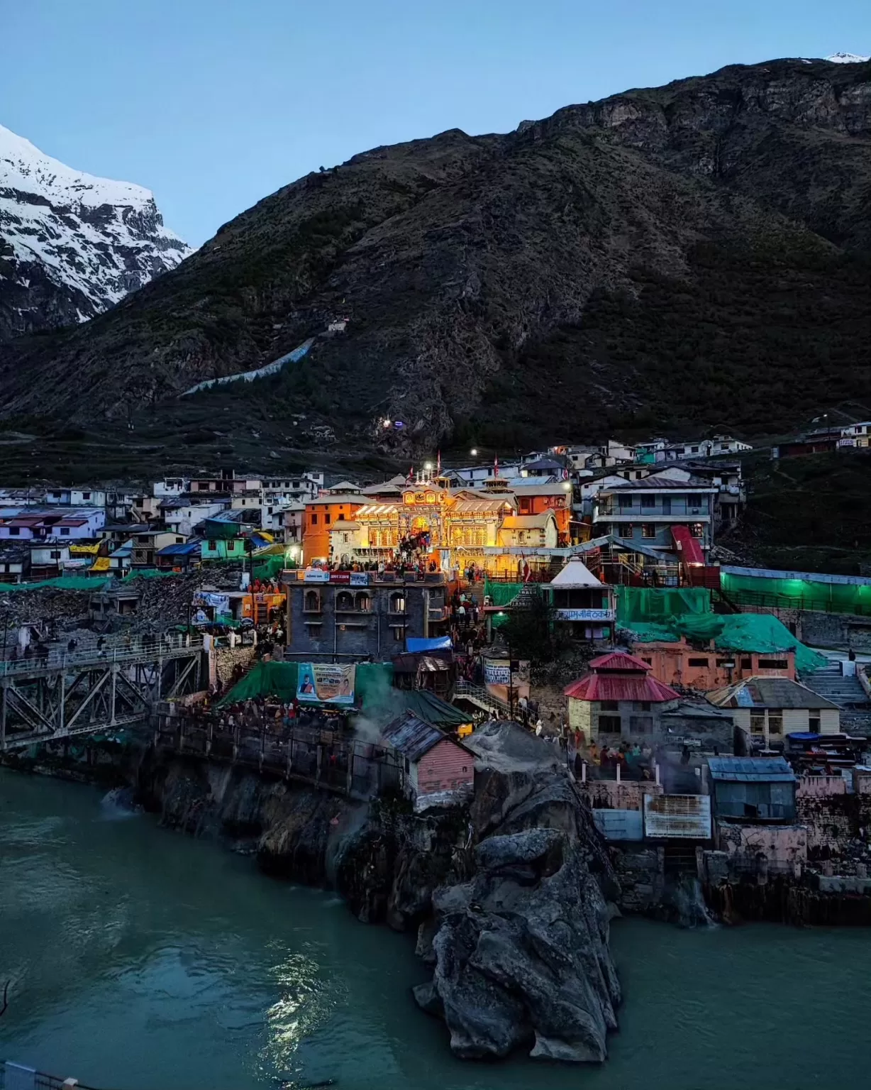 Photo of Badrinath Temple By Vinit Yashwant Singh