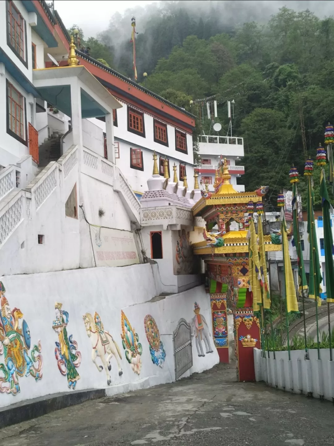 Photo of Druk Sang-Ngag Choling Monastery By Sonali Panagale