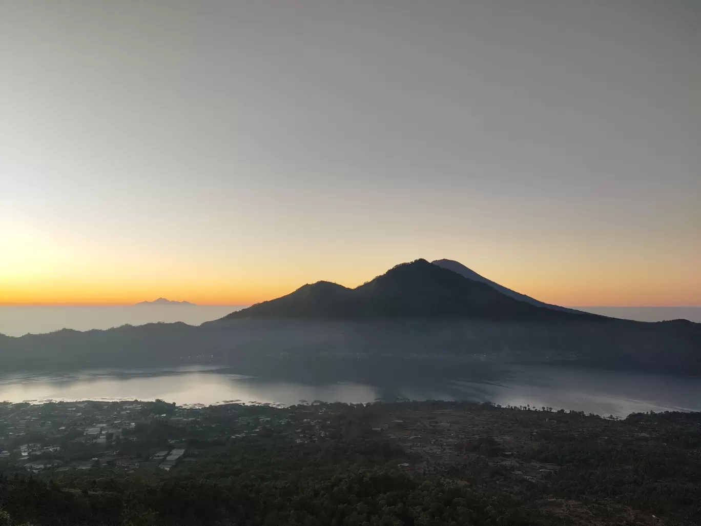 Photo of Mount Batur By Urmi D