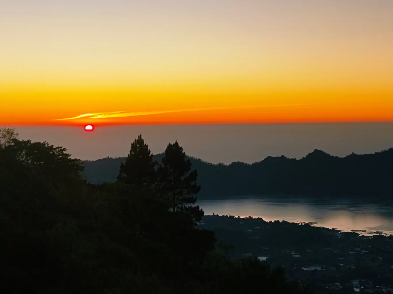 Photo of Mount Batur By Urmi D