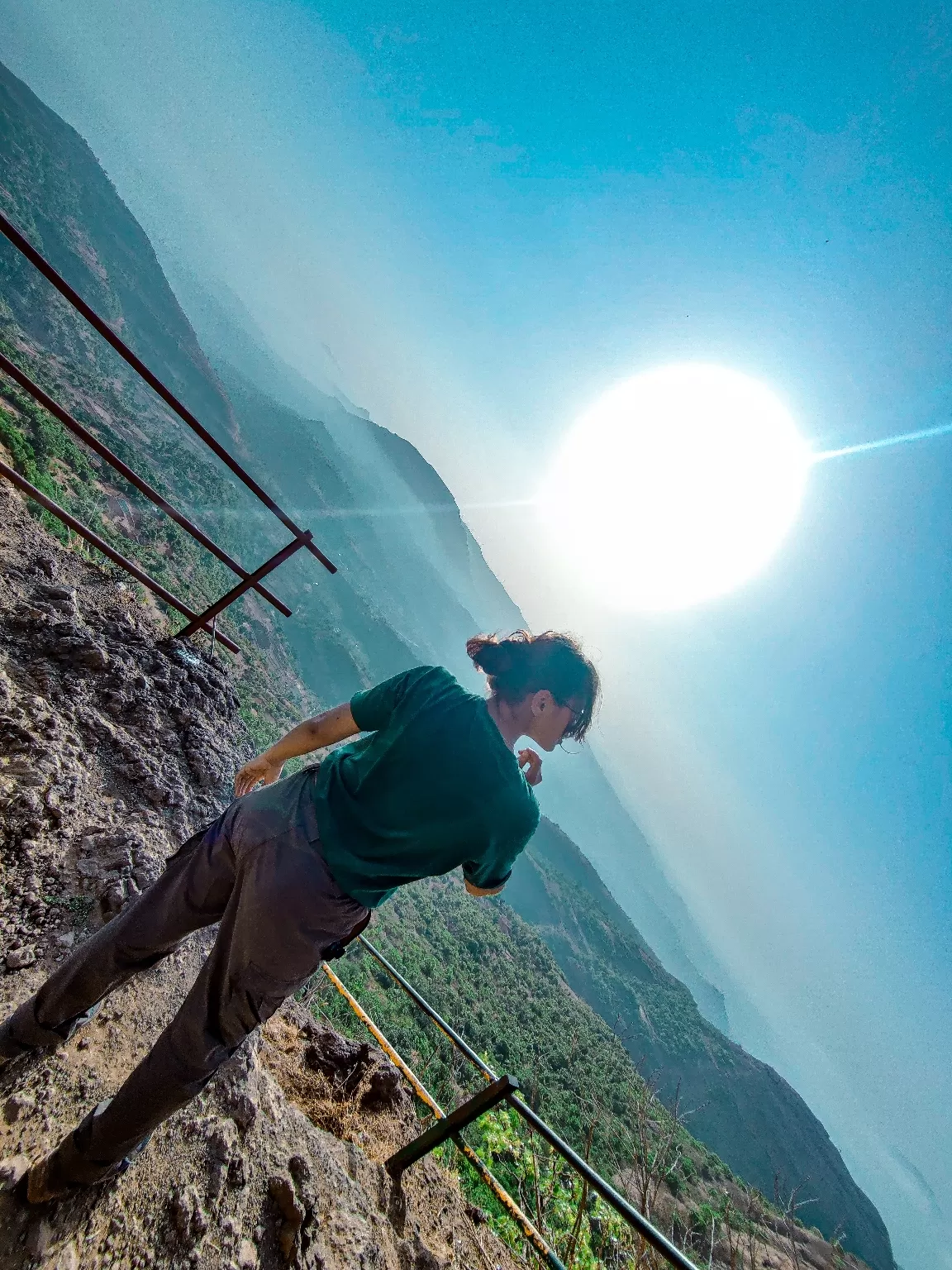 Photo of Kalsubai Peak By Sumsi Sumi