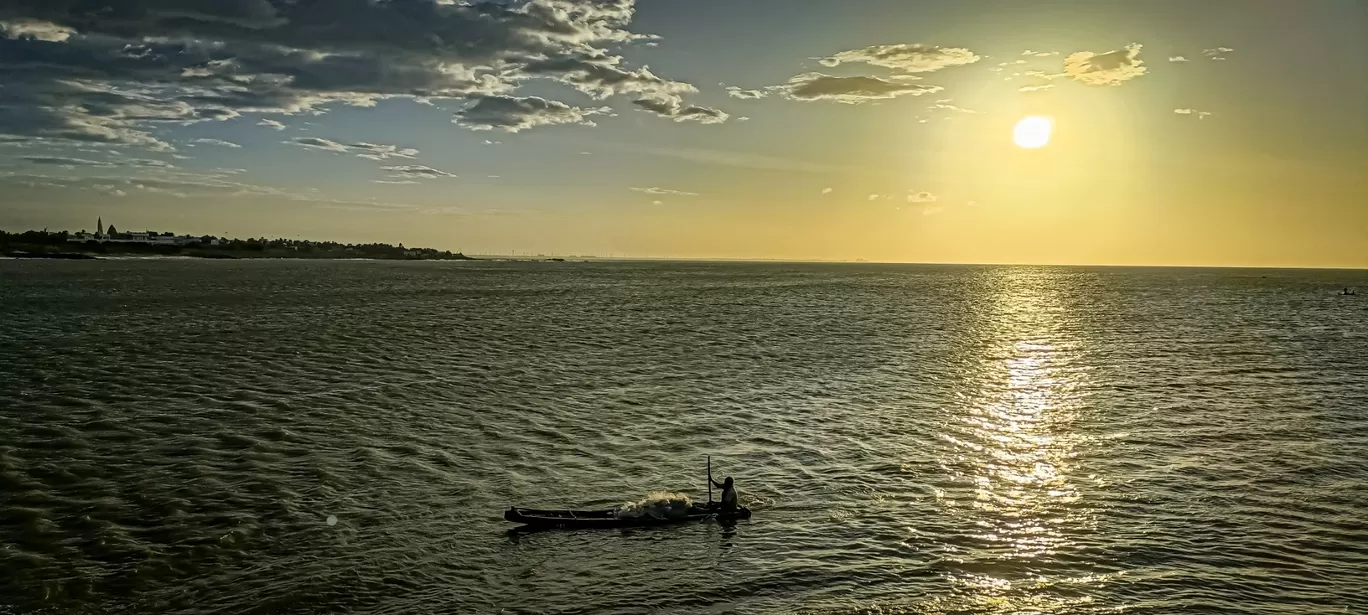 Photo of Kanyakumari Beach By Daud Akhter