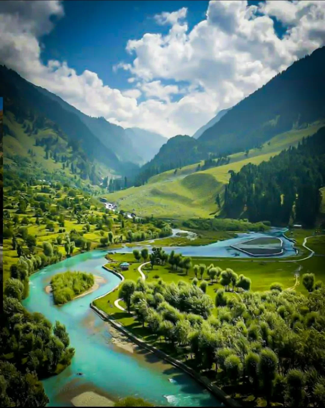 Photo of Betab Valley By Nargis Farheena 