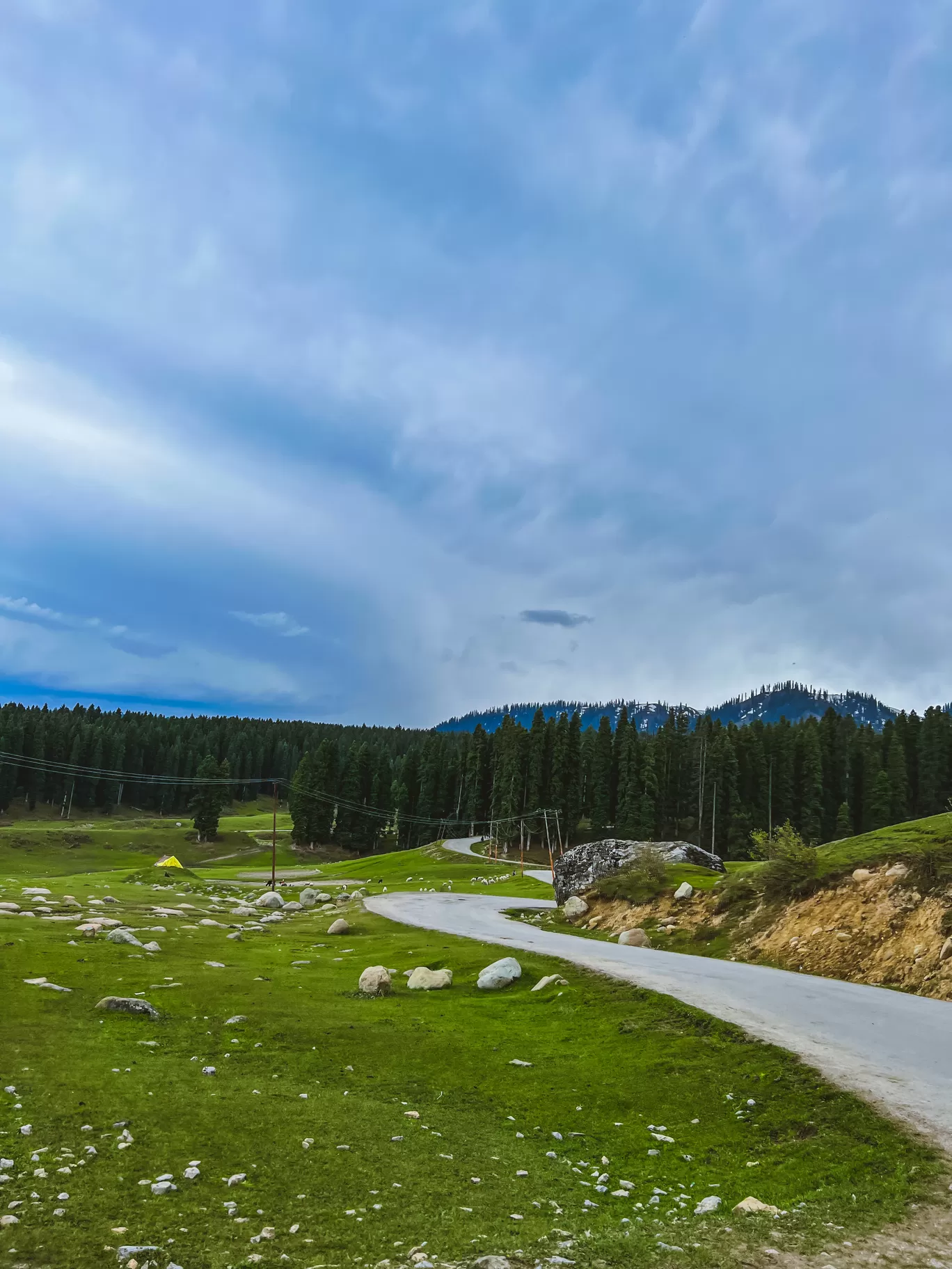 Photo of Doodhpathri Budgam By Nargis Farheena 