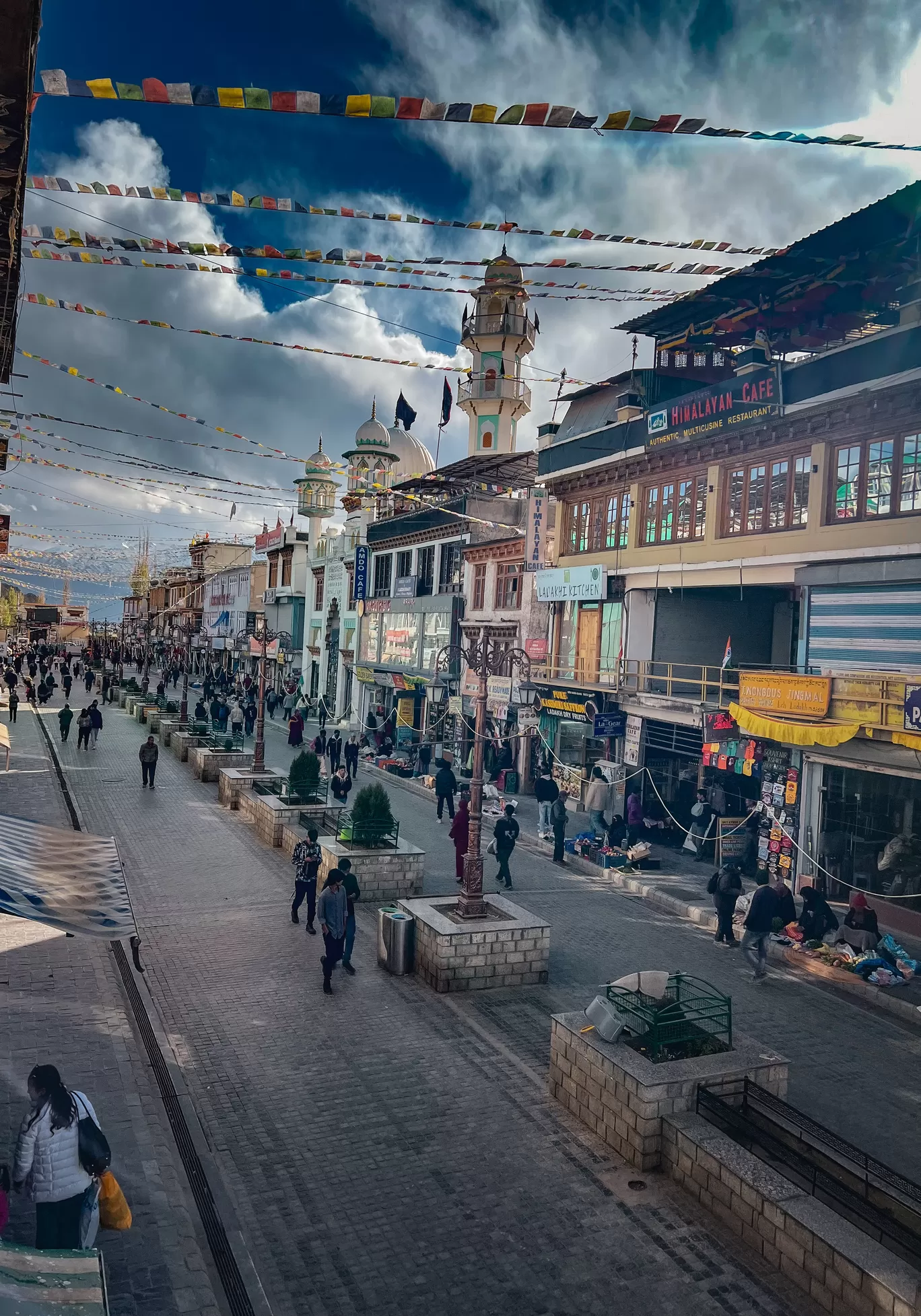Photo of Leh Main Market By Nargis Farheena 