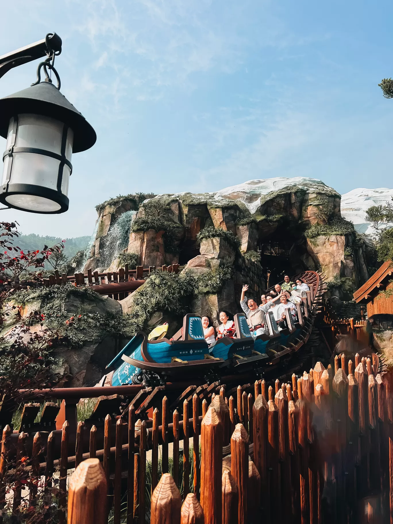 Photo of Hong Kong Disneyland By Nargis Farheena 