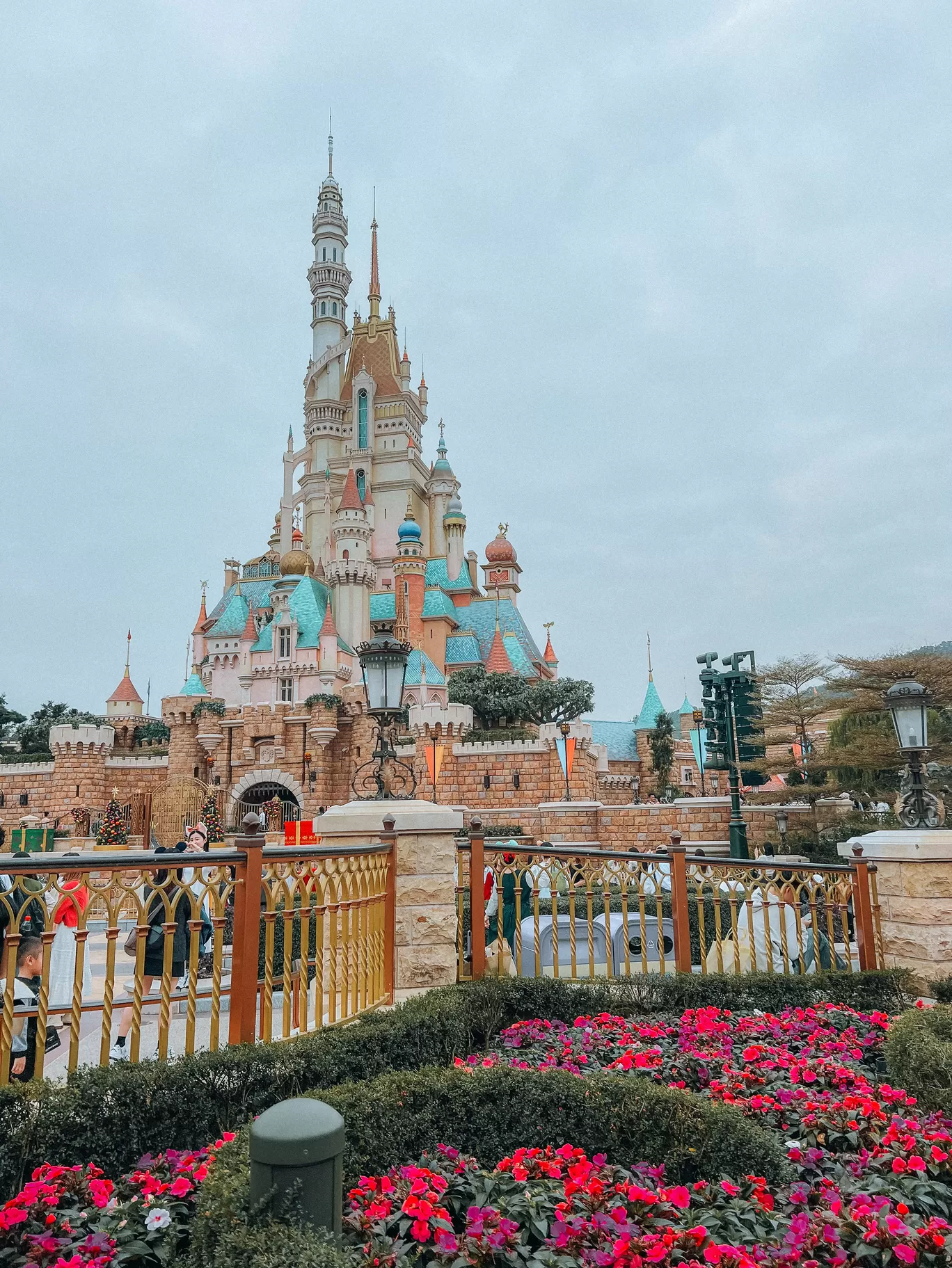 Photo of Hong Kong Disneyland By Nargis Farheena 