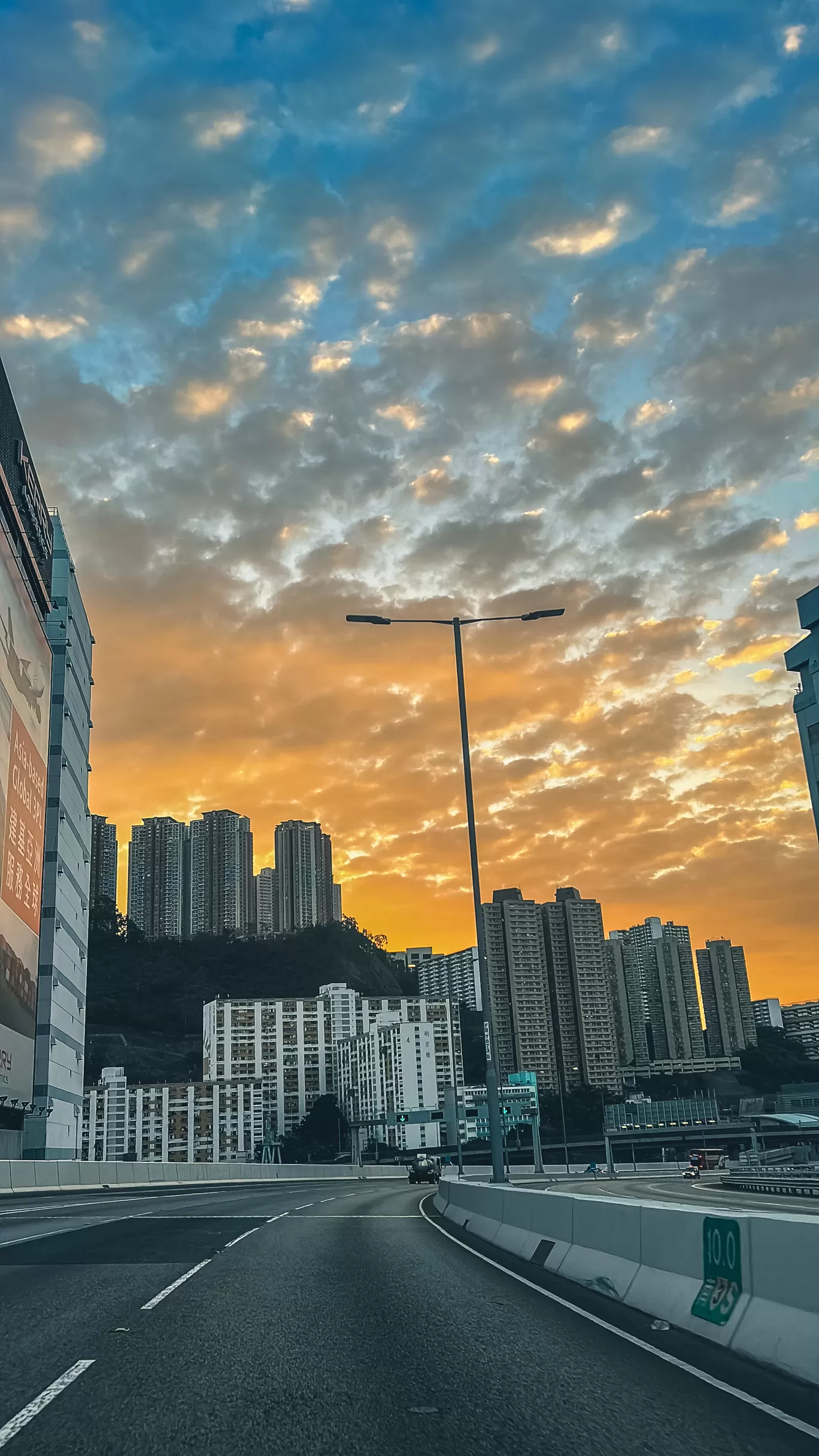 Photo of Hong Kong International Airport By Nargis Farheena 