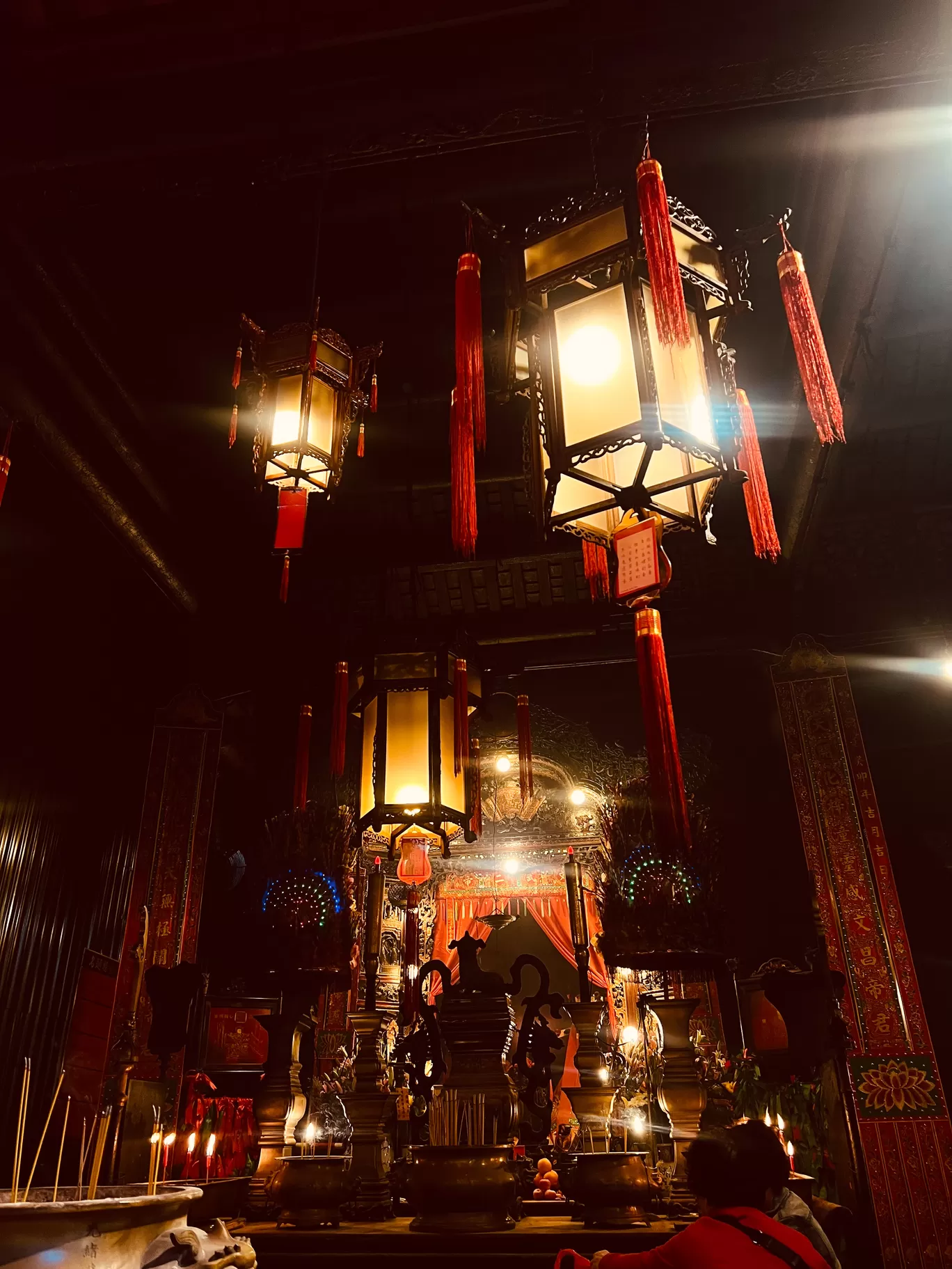 Photo of Man Mo Temple By Nargis Farheena 