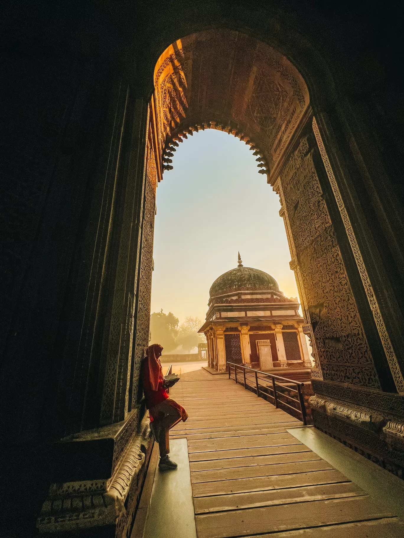 Photo of Qutub Minar By Nargis Farheena 