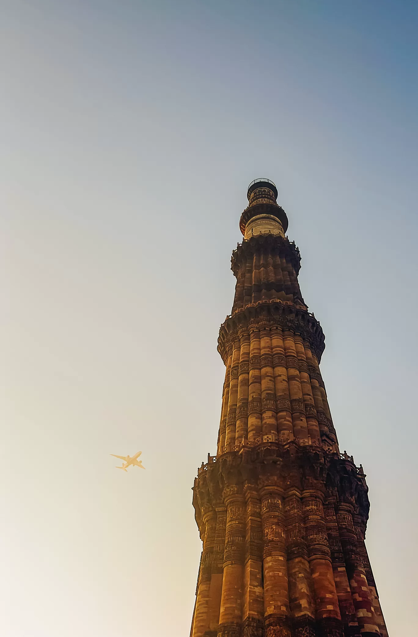 Photo of Qutub Minar By Nargis Farheena 