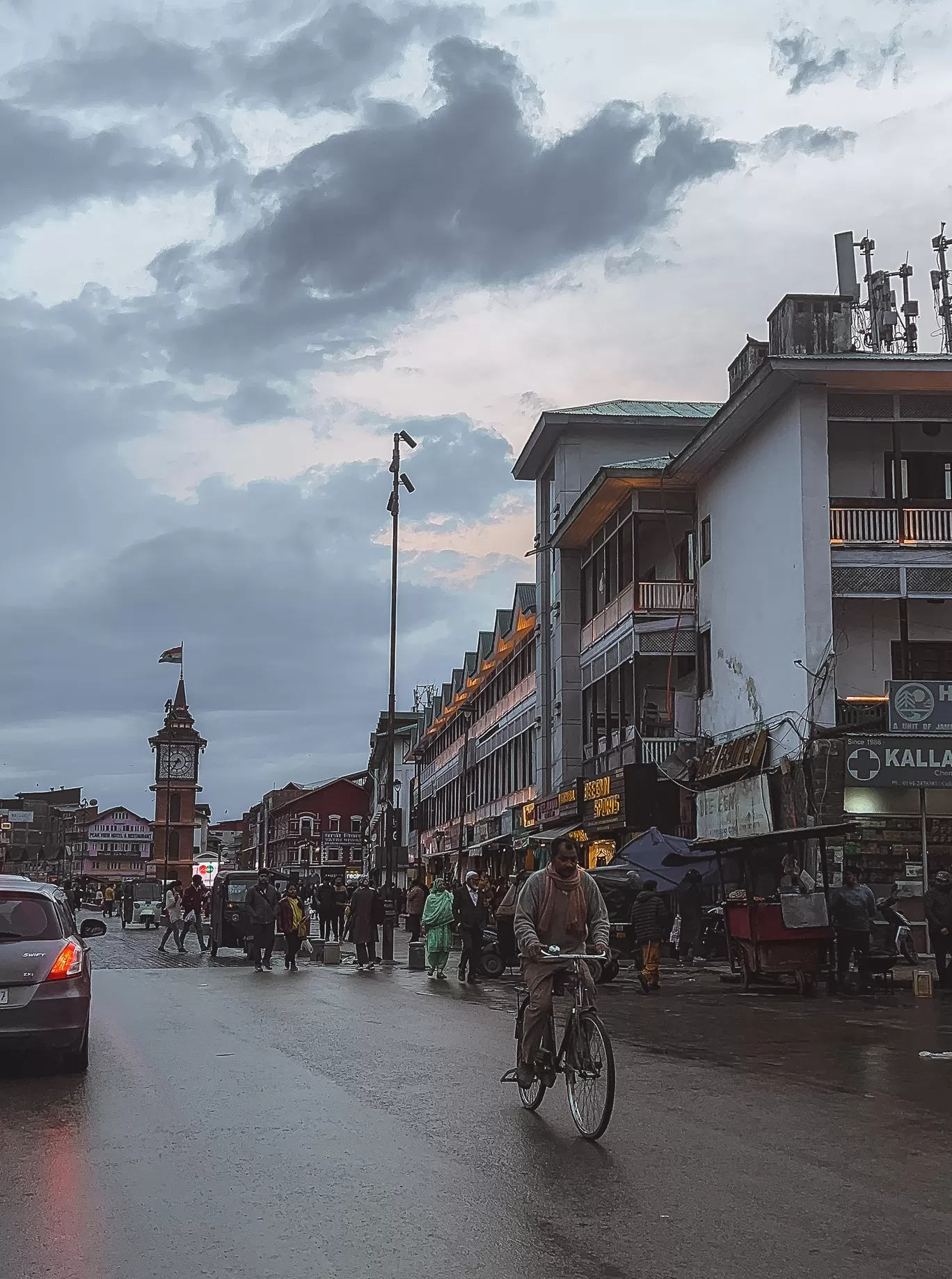 Photo of Lal Chowk By Nargis Farheena 